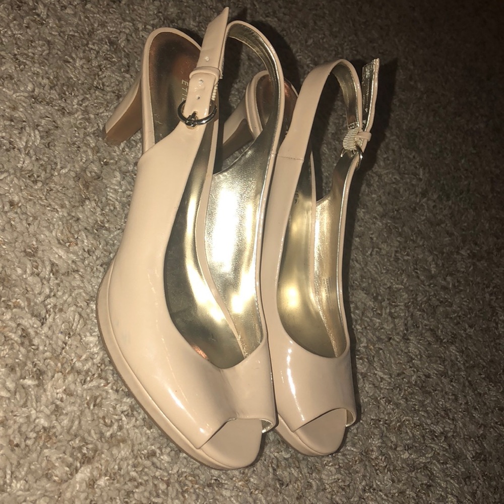 Beige/Cream Heels
